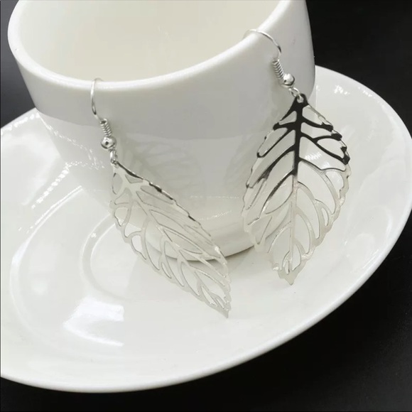 • Brynn • Delicate Leaf Drop Earrings - Picture 5 of 7